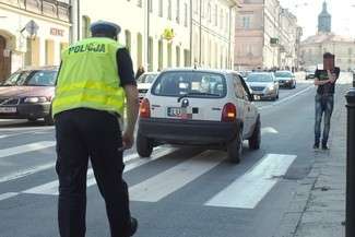 Policja poszukuje świadków potrącenia pieszej na ulicy Lubartowskiej w Lublinie