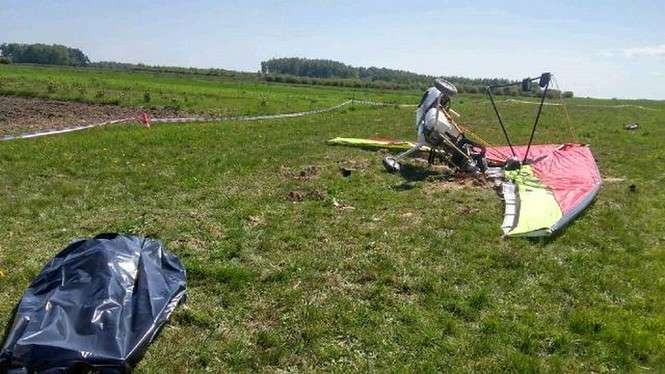 Wypadek motolotniarza koło Kawęczyna