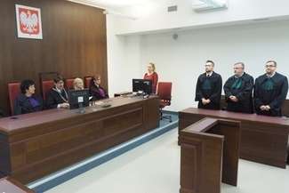Posiedzenie z listopada 2016 r. kiedy sąd uniewinnił oskarżonych w sprawie głośnego zabójstwa w chełmskim barze „Miś”