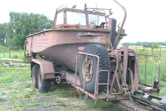 Wyprzedaż w wojsku. Kup sobie wojskowy kuter albo spychacz