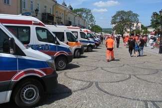 Uczestnicy mistrzostw na ogłoszenie wyników zajechali na pl. Łuczkowskiego w Chełmie