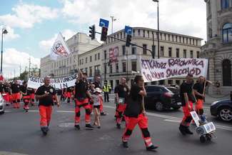 Protest ratowników medycznych w Lublinie. Chcą zarabiać tyle co pielęgniarki