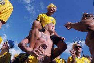 Szwedzcy kibice znów przejdą przez miasto