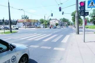 Przebudowa skrzyżowania Drogi Męczenników Majdanka z ul. Lotniczą ma się zakończyć najpóźniej do czerwca przyszłego roku