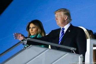 Prezydent USA Donald Trump wylądował w Warszawie
