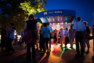 Moriah Woods i Czarne Lwy z Przedmieścia na Moście Kultury