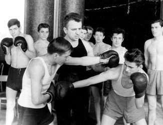 Pierwszy Turniej Bokserski na Moście Kultury