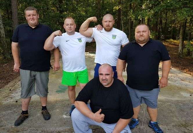 Siłacze z Gminy Rachanie są najlepsi w Polsce w przeciąganiu liny