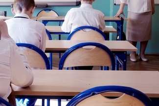 Dzieci powiedziały, że chłopiec zachowywał się przez całą lekcję bardzo niegrzecznie