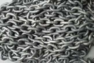 Przykuł dziecko łańcuchem do bramy. Sąsiedzi nie reagowali