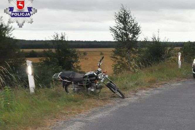 W Klonowicy Dużej (pow. bialski) 39-letni motorowerzysta wypadł z drogi
