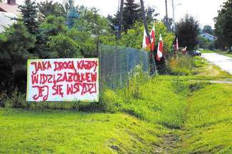 - Manifestowaliśmy w sposób pokojowy. Ignorancja i zlekceważenie ze strony władz zmusza nas do zmiany taktyki – mówią mieszkańcy