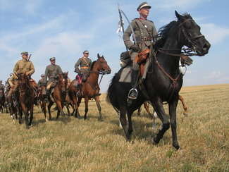 Rekonstrukcja historyczna Bitwy pod Komarowem [zdjęcia]