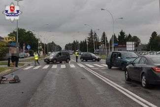 Kierowca jednośladu z licznymi obrażeniami trafił do szpitala