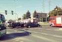 Wypadek na skrzyżowaniu ul. Koncertowej i Zelwerowicza. Dwa samochody i autobus