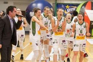 Dominika Owczarzak (z prawej) podczas turnieju w Krakowie spotka się z koleżankami z Pszczółki