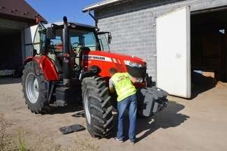 Ciągnik Massey Ferguson – maszyna może pochodzić z kradzieży