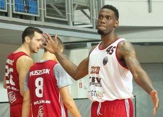 Darryl Reynolds miał problem ze szczęka, ale pojechał z drużyną na zgrupowanie na Litwę