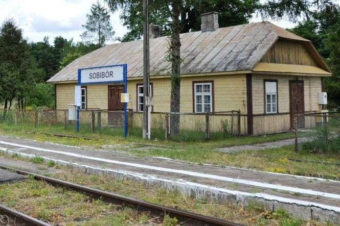 Dworzec Sobibór wygląda tak samo, jak w czasie funkcjonowania tamtejszego obozu zagłady