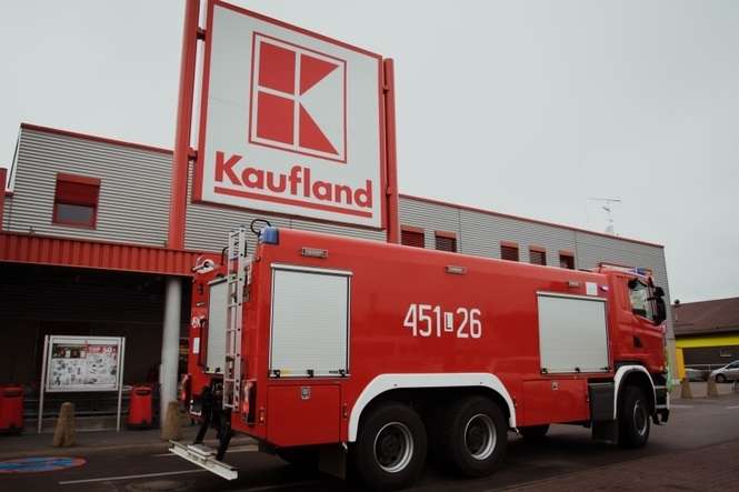 Interwencja strażaków w Kauflandzie w Lubartowie