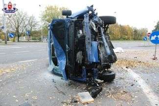 19-latek wymusił pierwszeństwo. Cztery osoby w szpitalu (zdjęcia)