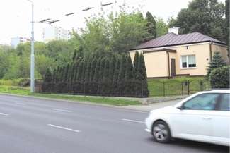 U podnóża osiedla Skarpa miałyby stanąć dystrybutory z paliwem