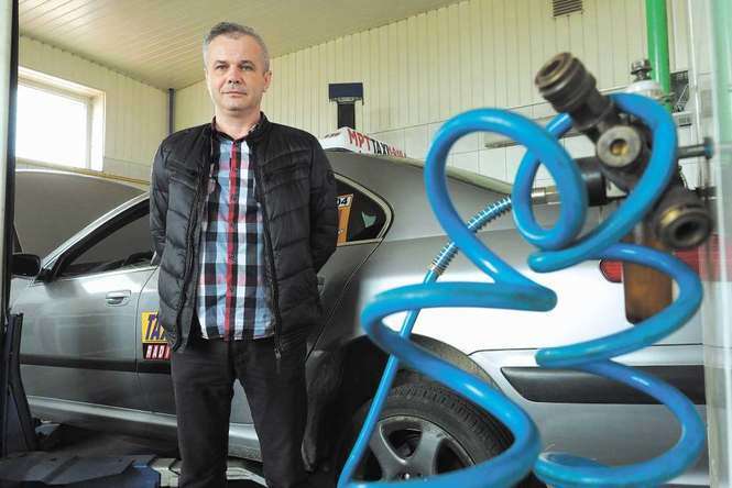 – Za przegląd trzeba będzie zapłacić z góry, bez względu na jego wynik – mówi Mariusz Gąbka z firmy Speed Car