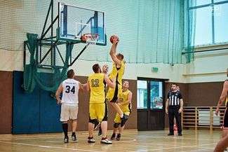 Alco jest niepokonane i pewnie przewodzi rozgrywkom w Konferencji A