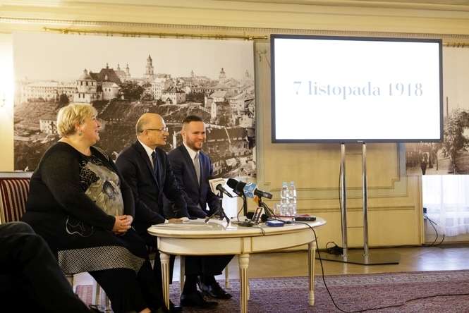 Konferencja prasowa, dotycząca lubelskich obchodów 100-lecia odzyskania niepodległości przez Polskę