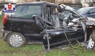 Nie zauważył przyczepy stojącej przy drodze. W ogóle nie powinien prowadzić