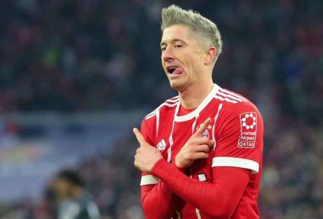 Robert Lewandowski otworzył wynik w spotkaniu Bayern - PSG
