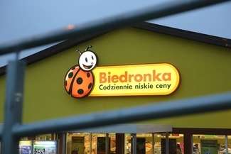 Biedronka odpowiada, że to dla dobra pracowników