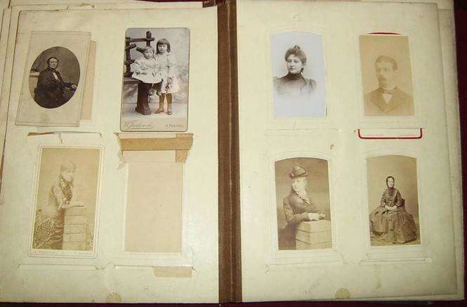 Placówka stara się zdobyć kolejne pamiątki po pisarzu, m.in. jego rodzinny album ze zdjęciami