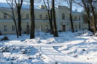 Dyrektor szkoły muzycznej Andrzej Wojtaszek jest przekonany, że po remoncie obiekt będzie jednym z najładniejszych i najbardziej reprezentacyjnych w Chełmie. Jego urodę po zmierzchu już podkreśla oryginalne podświetlenie