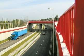 Problem dotyczy ekranów zamontowanych na wysokości dzielnicy Szerokie
