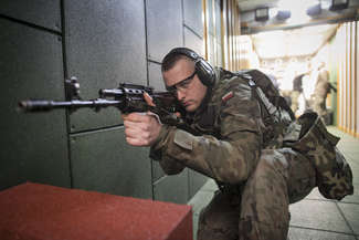 Lubelscy terytorialsi na mobilnej strzelnicy. Jako pierwsi w kraju [zdjęcia]