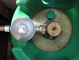 O krok od tragedii. Pijany mężczyzna chciał wysadzić mieszkanie w powietrze