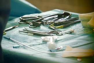 12-latka z ranami ciętymi trafiła na oddział intensywnej terapii 