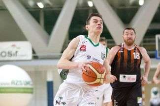 Patryk Wydra zdobył w Warszawie 20 pkt