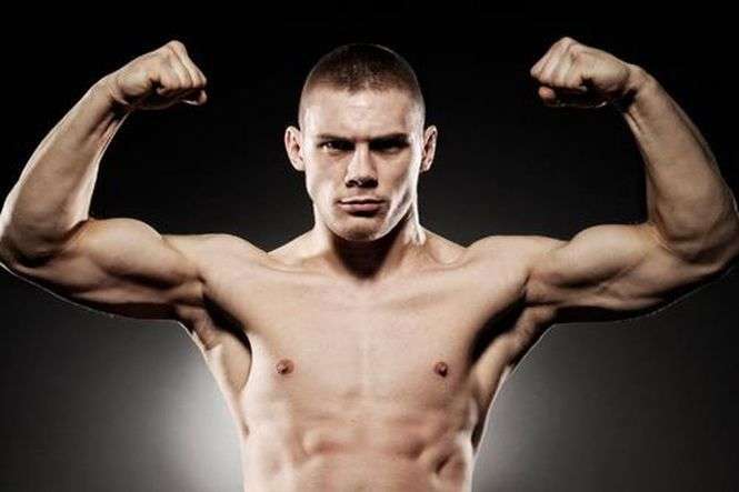Hubert Szymajda wraca do MMA po trzyletniej przerwie<br />
