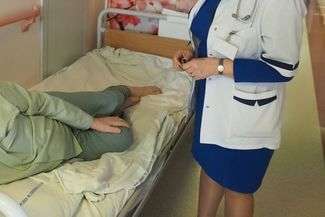 Jak rozmawiać o chorobie nowotworowej? Najtrudniejsze pytania w życiu