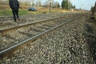 Wyrzucili kobietę z pociągu? "Miała na ciele liczne obrażenia"