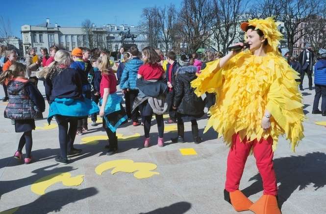 Wczoraj na placu Litewskim reklamowano majową imprezę
