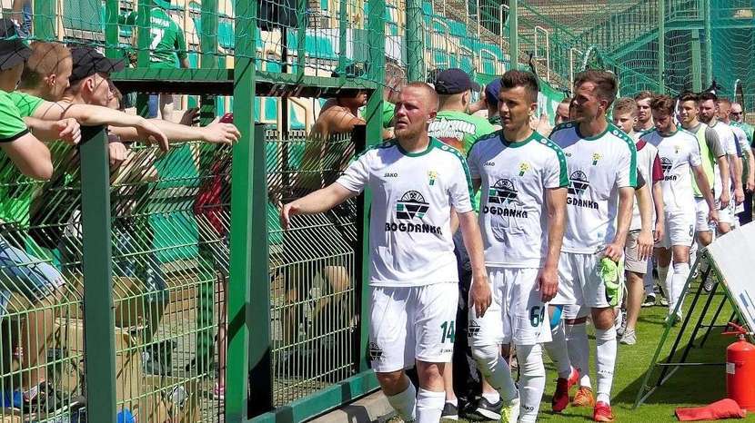 Przynajmniej przez najbliższy rok Górnik Łęczna grać będzie w II lidze<br />
<br />
