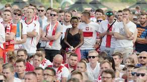 Jej zdjęcie w strefie kibica w Lublinie zrobiło furorę. "Nigdy nie spotkałam się tu z rasizmem"