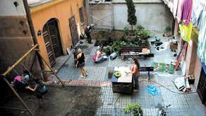 W wakacje na podwórku 10/14/15 cykl bezpłatnych warsztatów dla dzieci. Więcej na Facebooku Karuzeli Sztuki