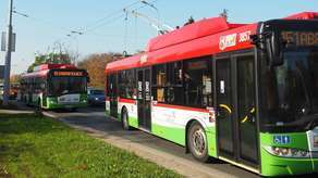 Przyznanie bezpłatnej komunikacji miejskiej osobom po 65. roku życia zapowiedział we wtorek prezydent Lublina