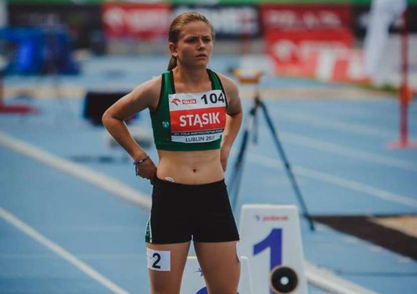 Anna Stąsik zdobyła srebrny medal w biegu na 400 metrów przez płotki