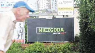 Wybory jesienią, ale niektórzy już na billboardach. „To wcale nie jest kampania wyborcza”
