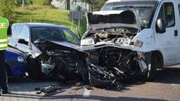 Budy: Oślepiło go słońce. Wypadek trzech aut na DK17 [zdjęcia]